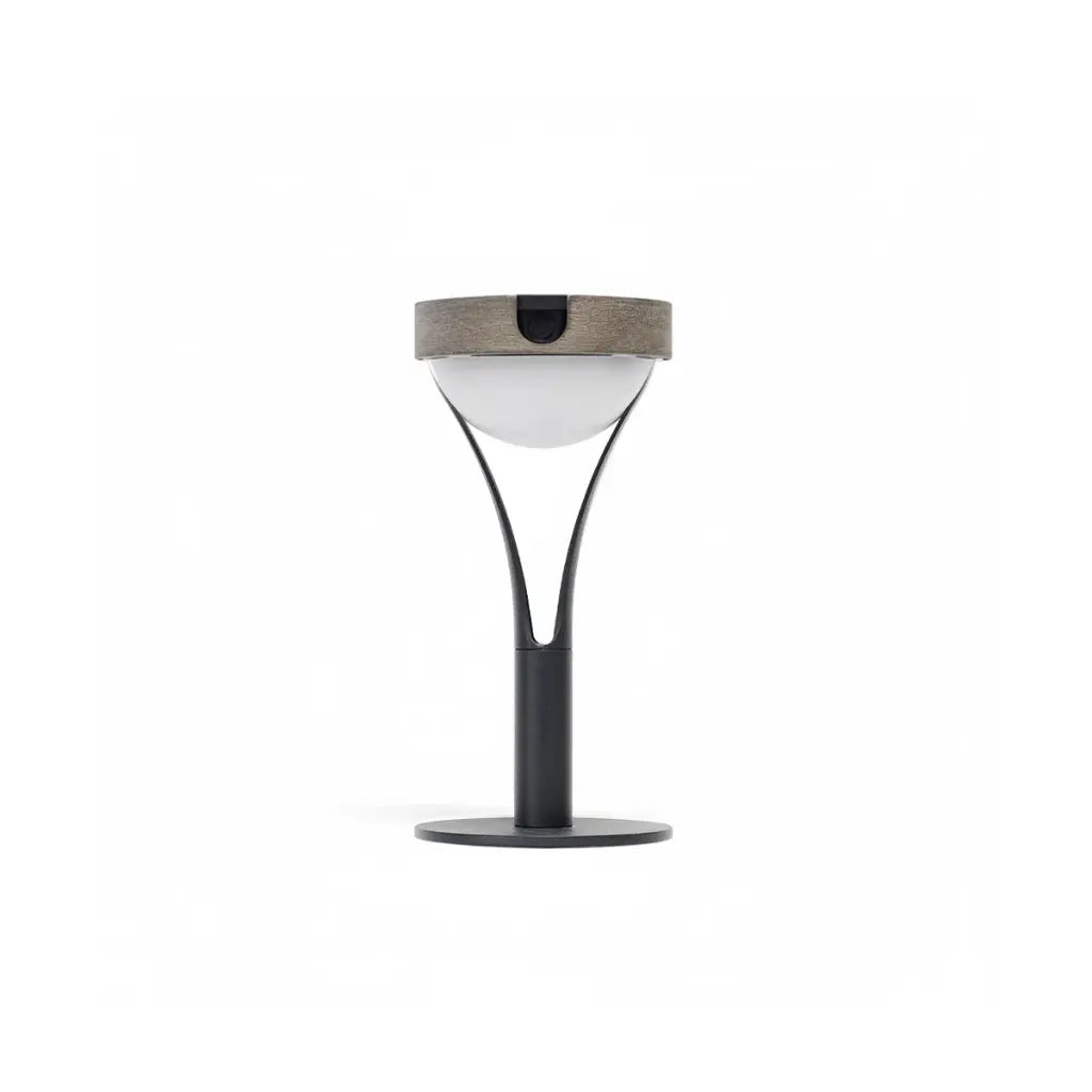 Lampe de table solaire Les Jardins en teck Duratek®, aluminium noir et acrylique pour terrasse, jardin et balcon.