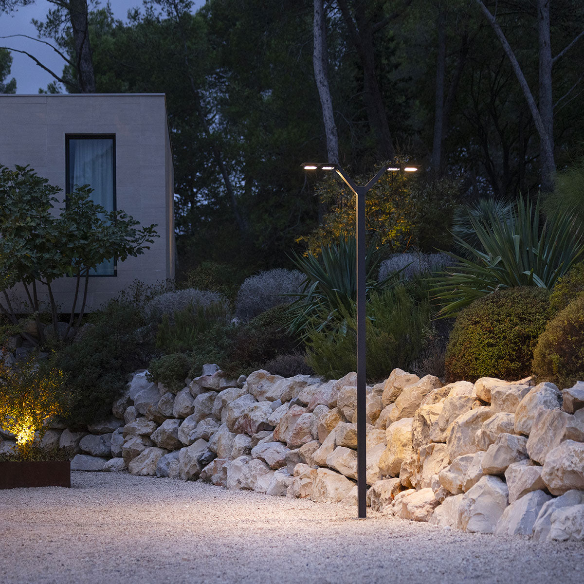 Lampadaire solaire XL ENVERGURE Les Jardins – vue 2